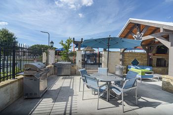 Grill and lounge at Reserve of Bossier City Apartment Homes in Bossier City, LA